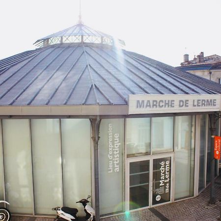 Charmant T2 Place De Lerme Bordéus Exterior foto
